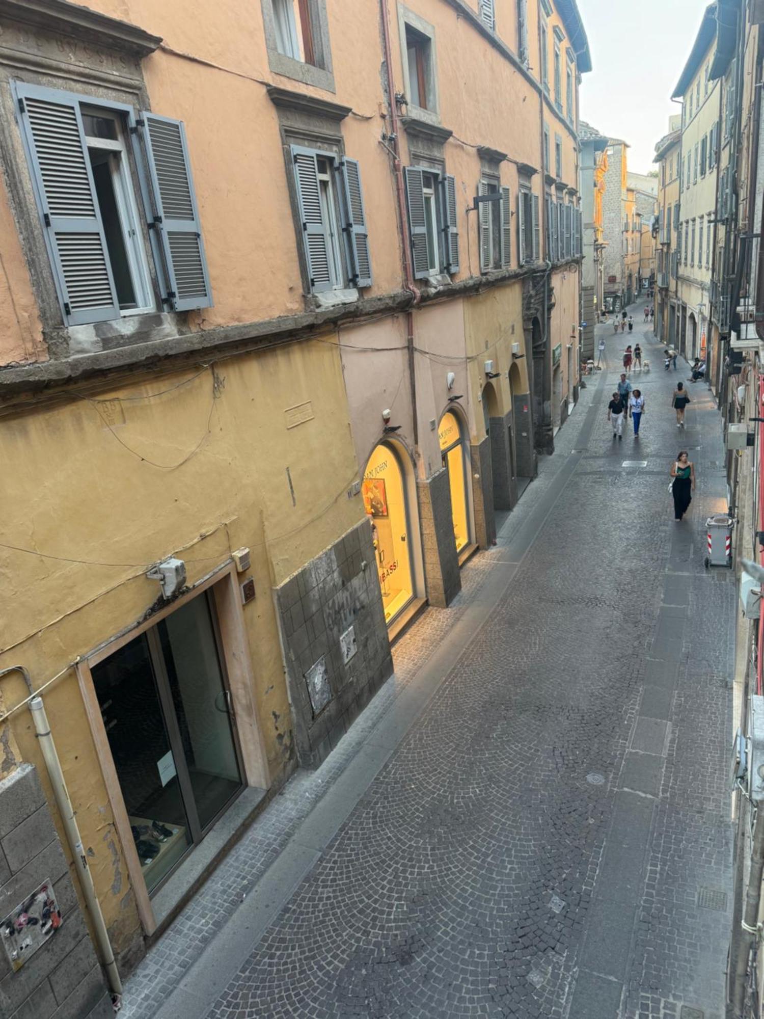 Antica Residenza Del Corso Viterbo Appartamento Vittorio Emanuele Екстер'єр фото